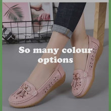 Load and play video in Gallery viewer, Women&#39;s Loafers Breathable Slip On Flat Moccasins Shoes
